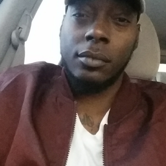 Meet your Posher, Levon - Picture 1 of 3